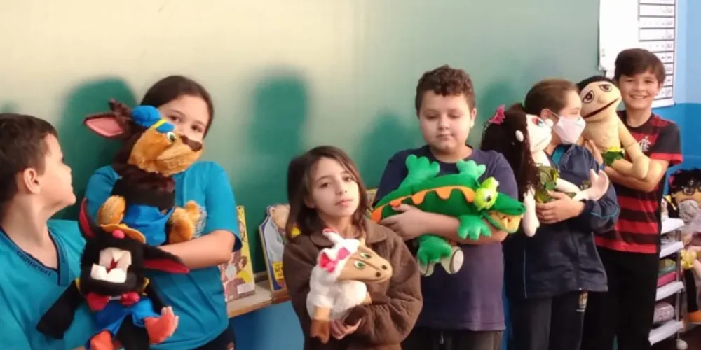 Participação efetiva dos alunos mostrou importância da manifestação artísticas e suas características