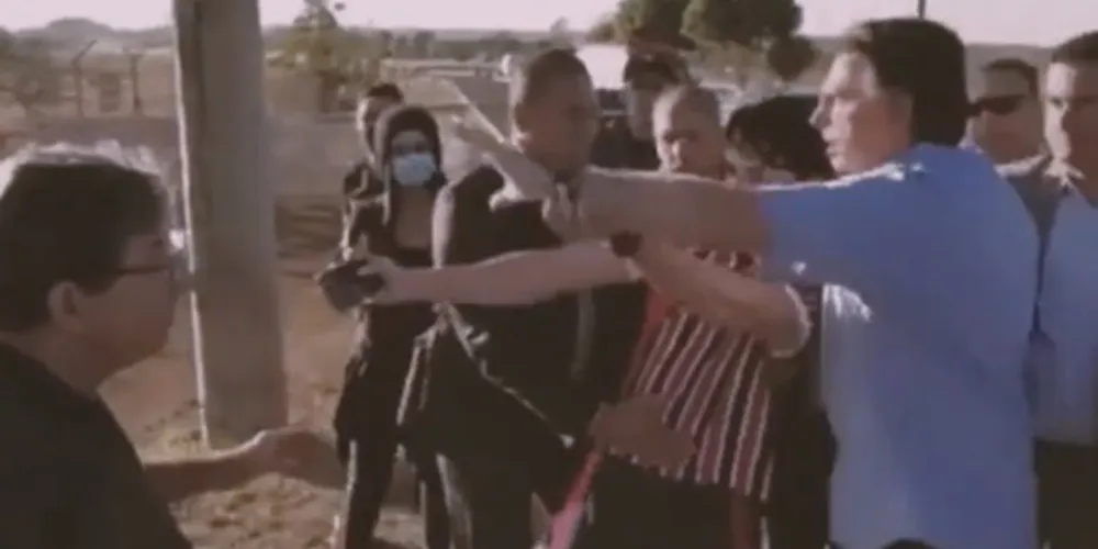 O youtuber é conhecido por fazer provocações tanto a bolsonaristas quanto a esquerdistas