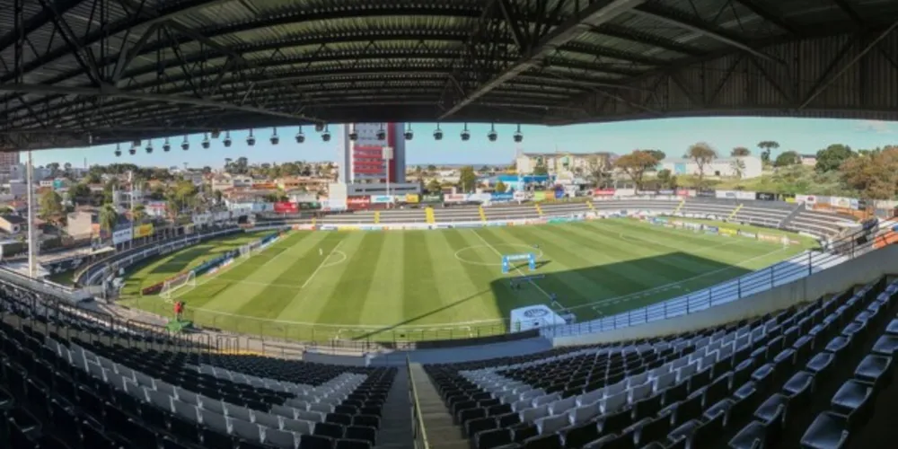 Um torcedor do Operário foi agredido por torcedores do Sport quando chegava nas imediações do Germano Krüger