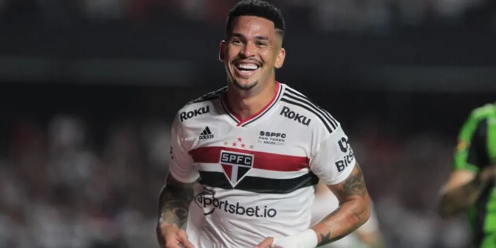 Tricolor empata em 2 a 2 e disputa semifinal com o Flamengo