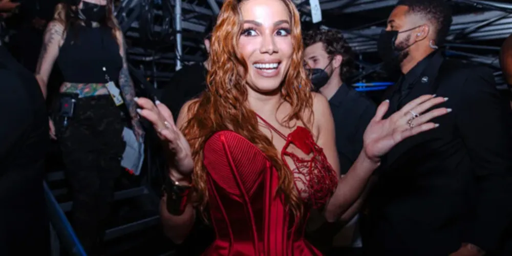 Cantora esperou encerramento do festival para comentar sobre o evento