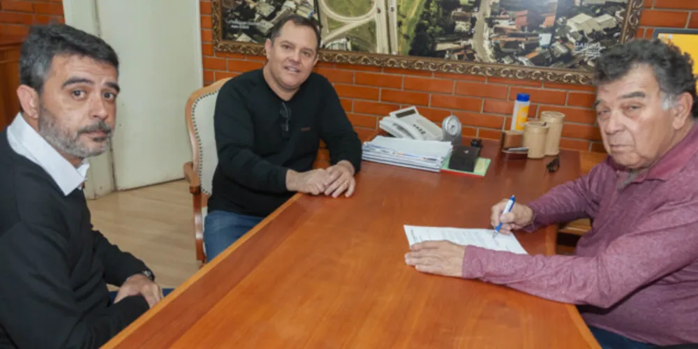 Proposição encaminhada ao Legislativo está de acordo com a Emenda Constitucional que prevê o piso nacional da categoria