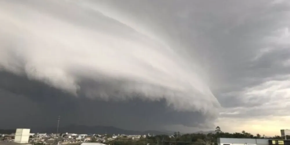 O sistema será responsável por provocar chuva forte a torrencial e ainda rajadas de vento fortes