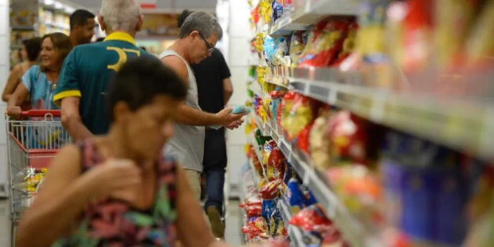 Cesta básica apresentou uma redução de 0,48%, custando R$ 846,73 em Ponta Grossa