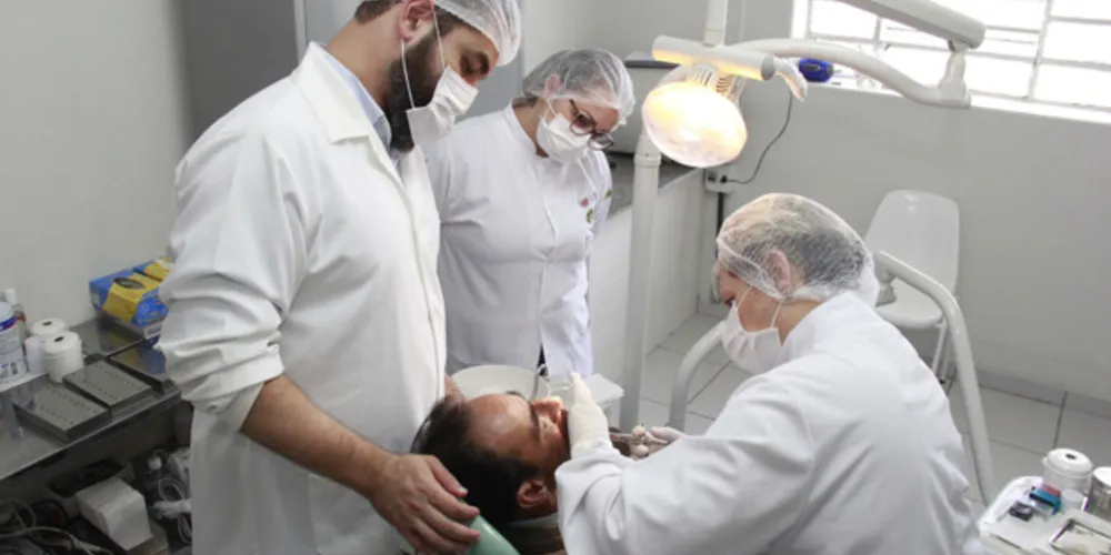 Contratação dos profissionais é realizada pela Fundação Municipal de Saúde