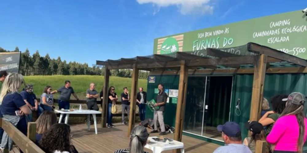 Criação de novos roteiros para o turismo de natureza entrou em pauta entre gestores dos Campos Gerais