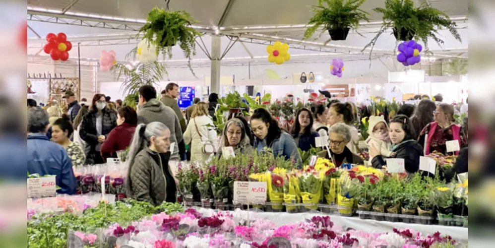 Esta é a 11ª edição da 'Expo&Flor', no Parque Ambiental de Ponta Grossa