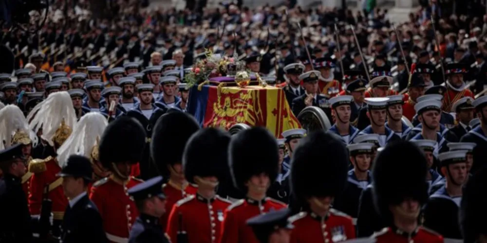 Funeral aconteceu na Abadia de Westminster, em Londres.