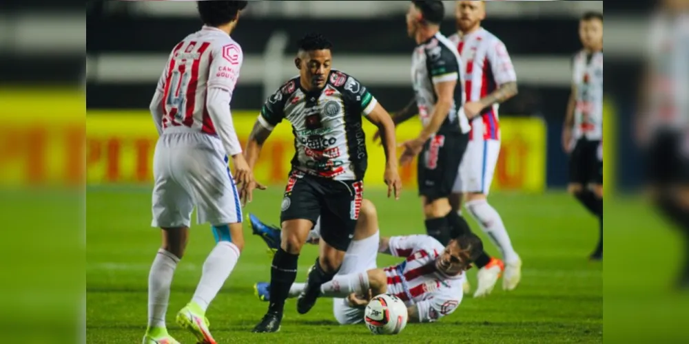 Operário derrota o Náutico e respira no Brasileirão da Série B