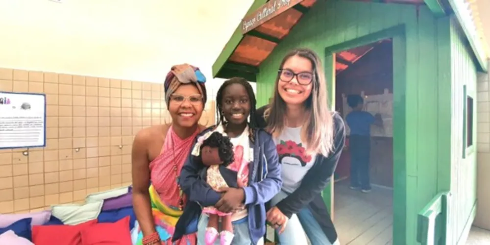 Além de mostrar informações importantes sobre o continente África, alunos aprenderam sobre a valorização da cultura negra
