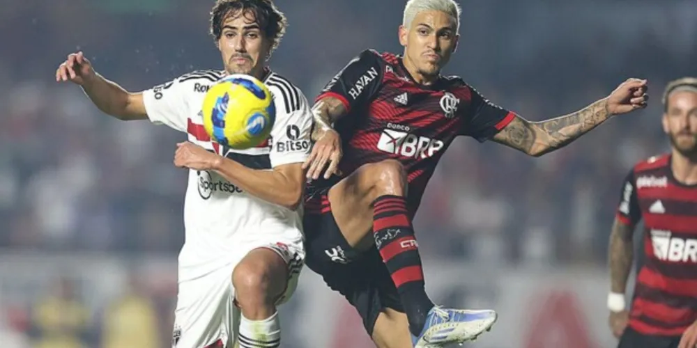 São Paulo e Flamengo duelam nesta noite no Maracanã