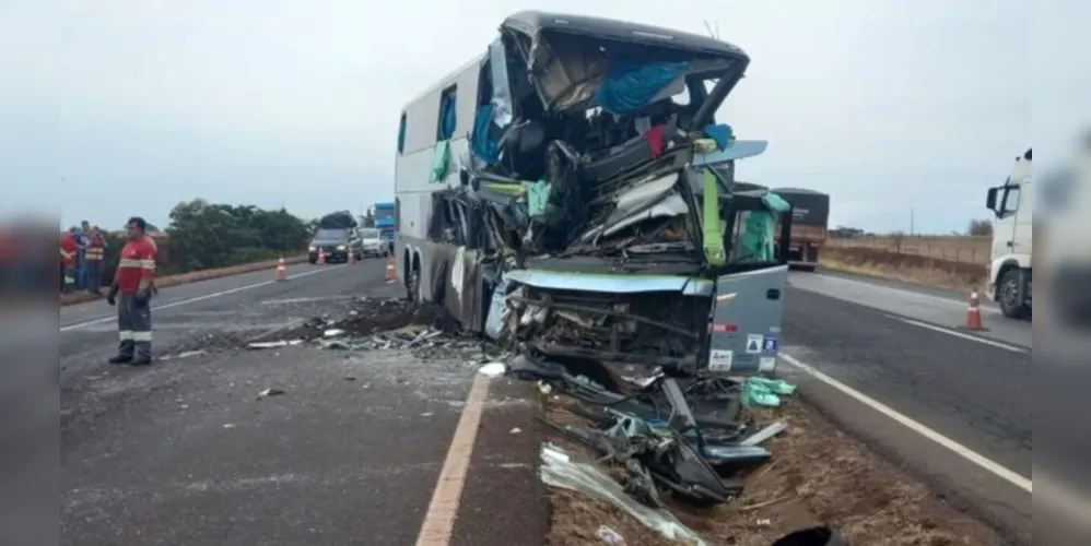 Ônibus havia saído de Rio Quente (GO) e seguia para Cornélio Procópio.
