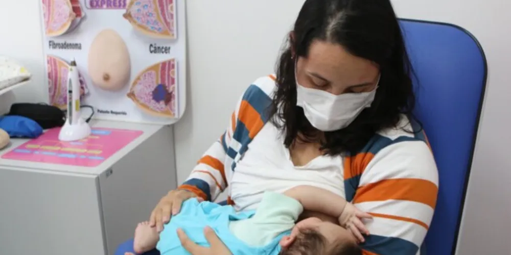 Espaços disponibilizam orientações, acompanhamento das mães e tratamento de pequenas lesões mamárias através do uso de laserterapia