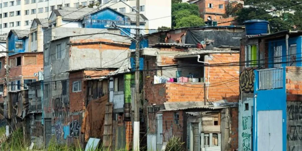 Taxa de pobreza entre as crianças de 0 a 6 anos chegou a 44,7% no último ano