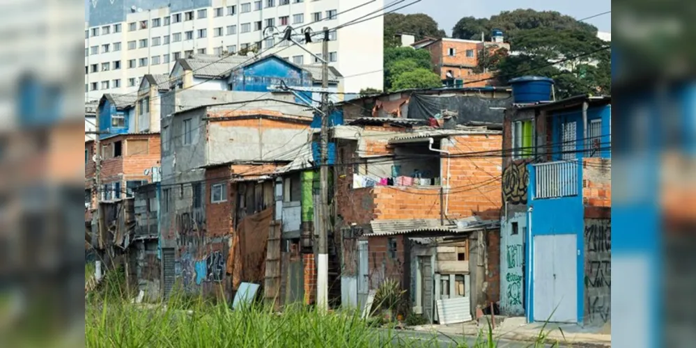 Taxa de pobreza entre as crianças de 0 a 6 anos chegou a 44,7% no último ano