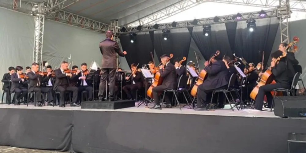 A Orquestra Sinfônica de Ponta Grossa realizou uma homenagem ao Município