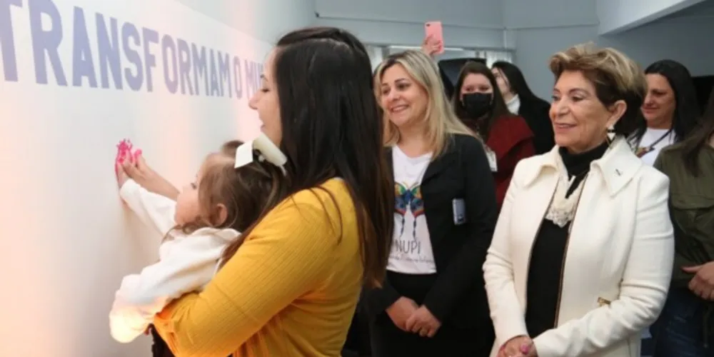 Com a conclusão das obras, a Prefeitura expandiu os serviços disponíveis no espaço que também passará a abrigar o Núcleo da Primeira Infância, com fisioterapeutas, nutricionistas, assistente social, terapeuta ocupacional, equipe de enfermagem e dentista