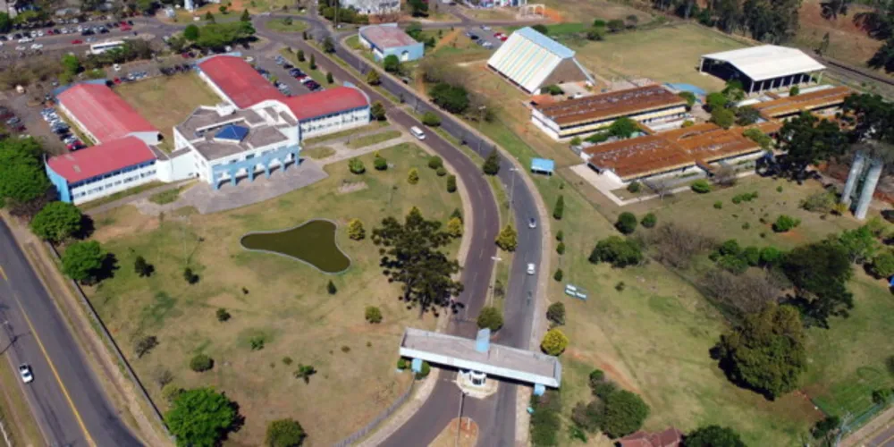 O evento acontece no Hall Tecnológico da Universidade Estadual de Ponta Grossa, em Uvaranas