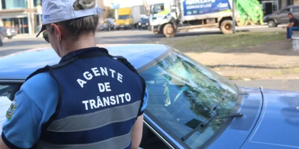 Colisão ocorreu no cruzamento da rua Prefeito Campos Mello com a avenida Dom Pedro II