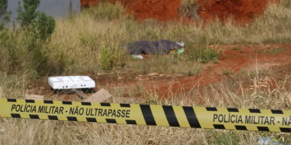 Polícia Militar isolou o local e aguarda a chegada da Polícia Criminalística