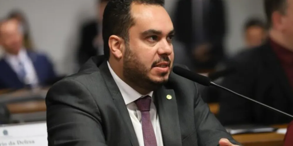 Parlamentar denúncia ataques contra instituições por conta de declarações do ex-presidente