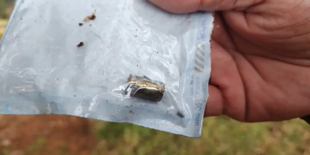 Projétil coletado no local do disparo.