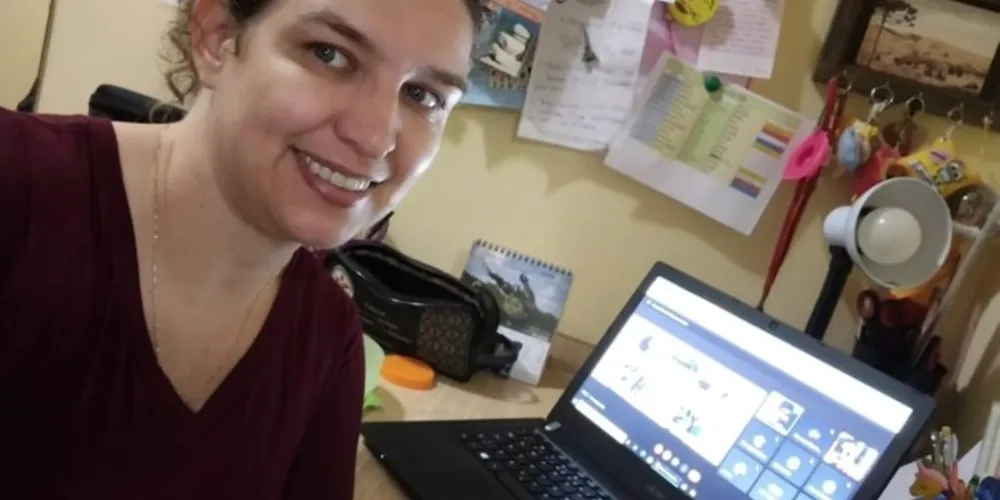 Professores, pedagogos, diretores, coordenadores e secretários vêm participando das capacitações