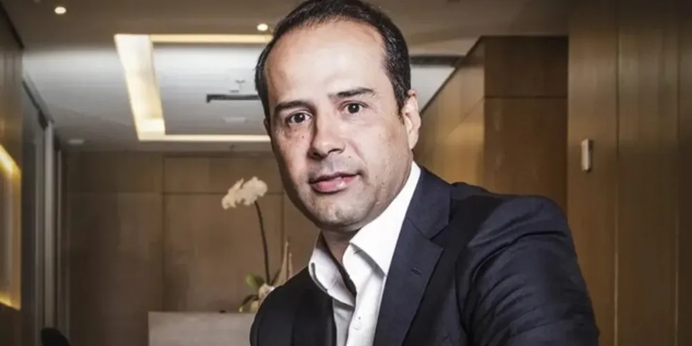 Segundo fontes, o novo negócio de cursos e mentoria vem garantindo um bom dinheiro ao empresário