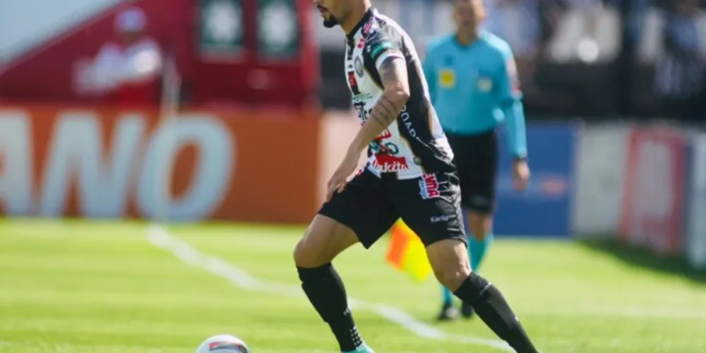 Paulo Vitor (foto) retorna ao time após sofrer de gastroenterite viral