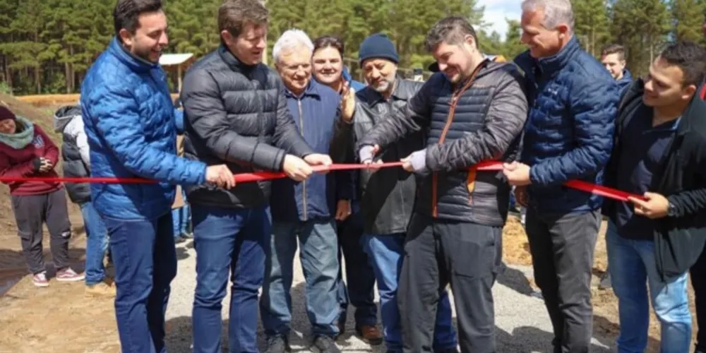 Santin Roveda esteve reunido com lideranças locais durante a abertura oficial do empreendimento