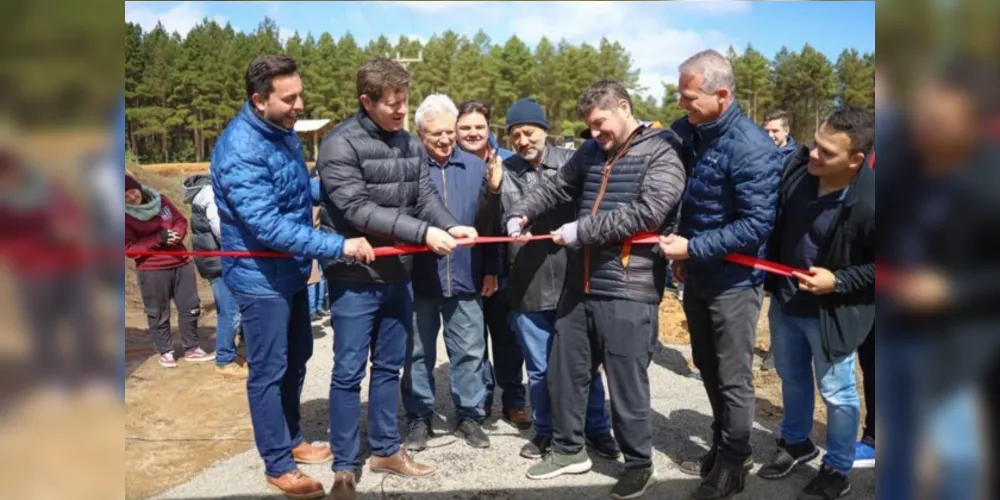 Santin Roveda esteve reunido com lideranças locais durante a abertura oficial do empreendimento