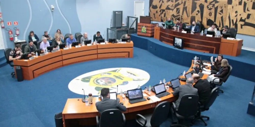 Propostas serão votadas em segunda discussão na semana que vem