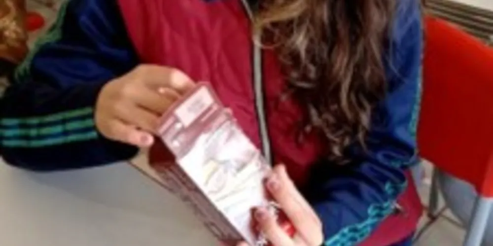 Objetos sólidos foram utilizados para ampliar conhecimento acerca da temática