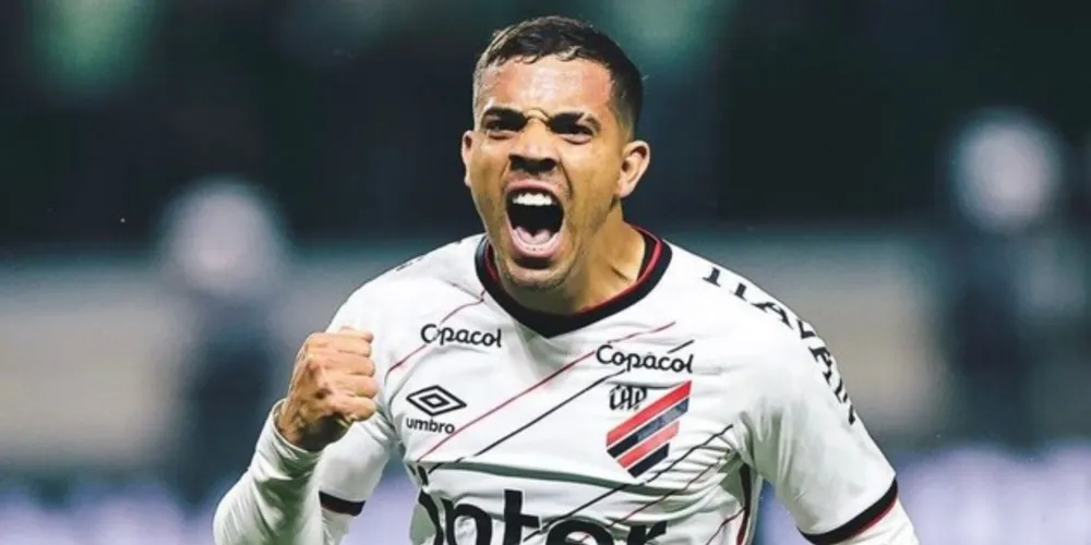 David Terans fez o segundo gol do Athletico contra o Palmeiras.