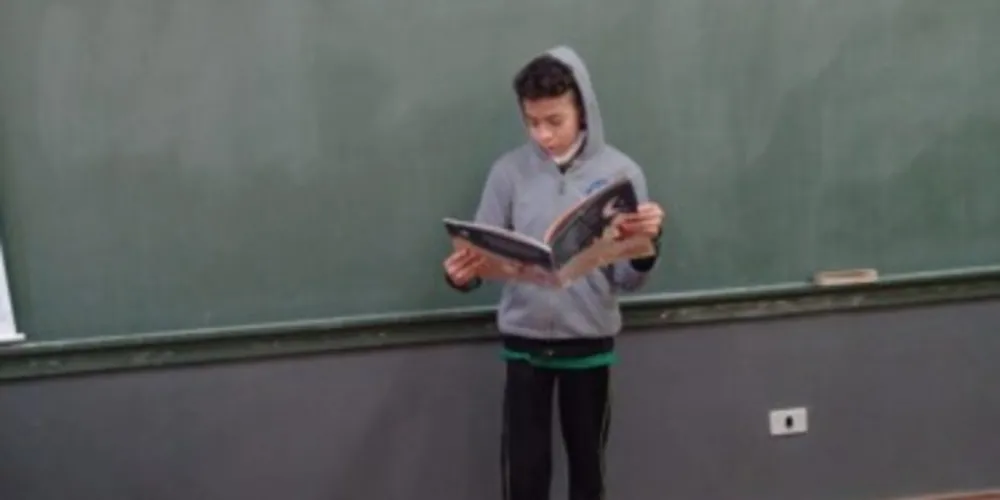 Alunos protagonizam momentos importantes para ampliar e melhorar a leitura