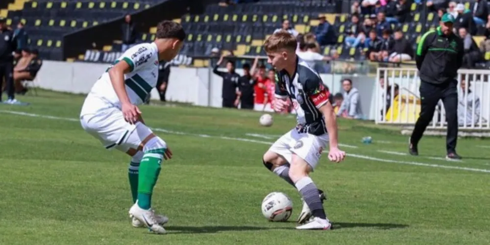 Operário derrotou o Coritiba por 3 a 2 nas penalidades.