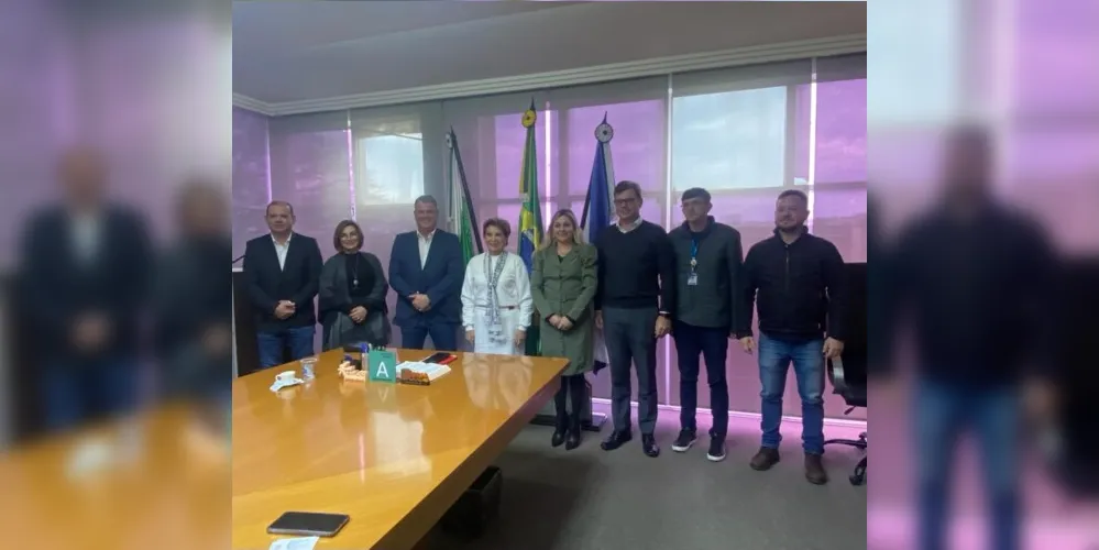 Reunião aconteceu na manhã desta quarta-feira (21)