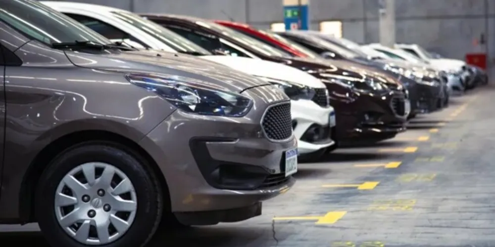 Valor dos carros começaram a cair, segundo dados do Monitor de Variação de Preço da KBB Brasil