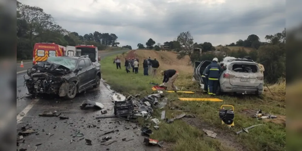 Entre os mortos estão o pai e as avós de uma criança que também estava no carro e ficou gravemente ferida