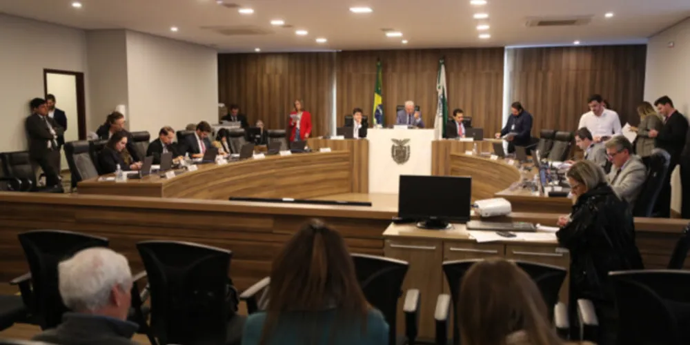 Projeto que autoriza governo contratar operação de crédito de R$ 1,4 bilhão é aprovado na