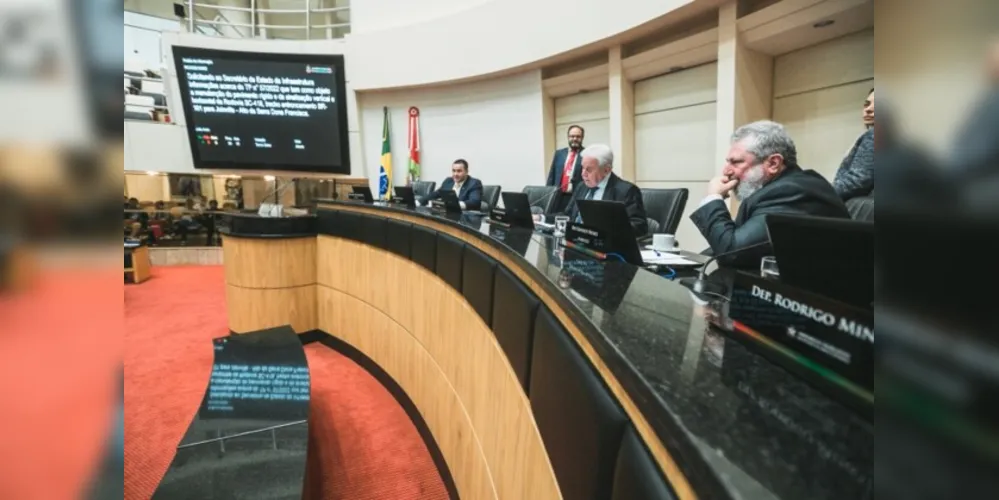 Parlamentares de Santa Catarina vão investigar circunstâncias do caso ocorrido no estado