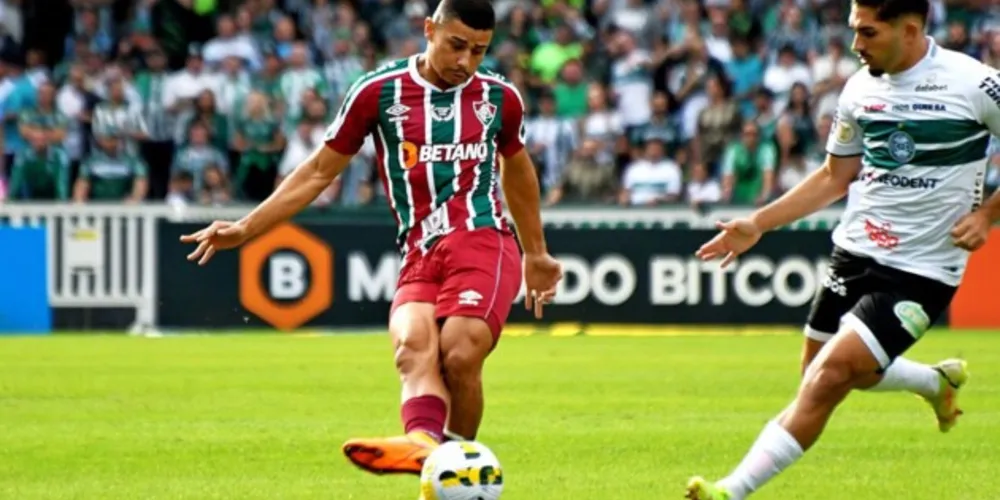 Enquanto o Tricolor carioca ocupa a quarta posição, o Coxa aparece na zona de rebaixamento, em 18º lugar