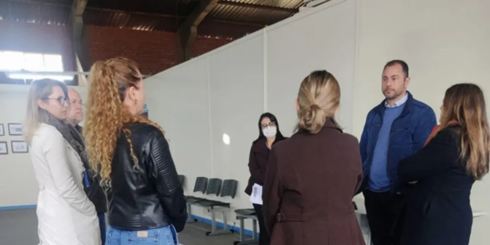 Prefeito em exercício Daniel Milla esteve no CRAS Paraíso nesta quarta