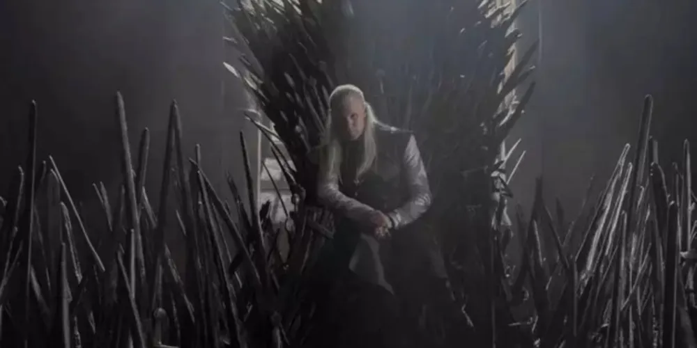 Daemon Targaryen (Matt Smith) é o típico anti-herói de histórias de fantasia. Porém, o tom amedrontador e inescrupuloso do personagem adicionam ainda mais ao um dos personagens mais interessantes da série