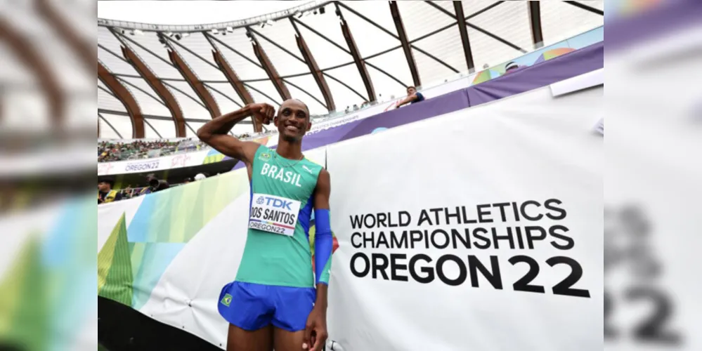 Alison dos Santos é campeão dos 400m com barreiras no Mundial de Atletismo do Oregon