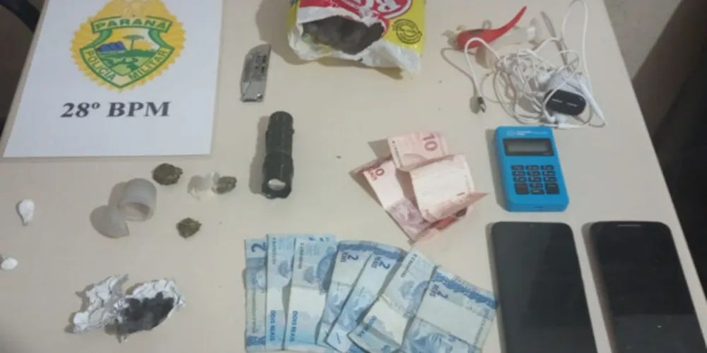 Ocorrência foi na noite desta segunda-feira (5); um dos suspeitos estava com tornozeleira eletrônica