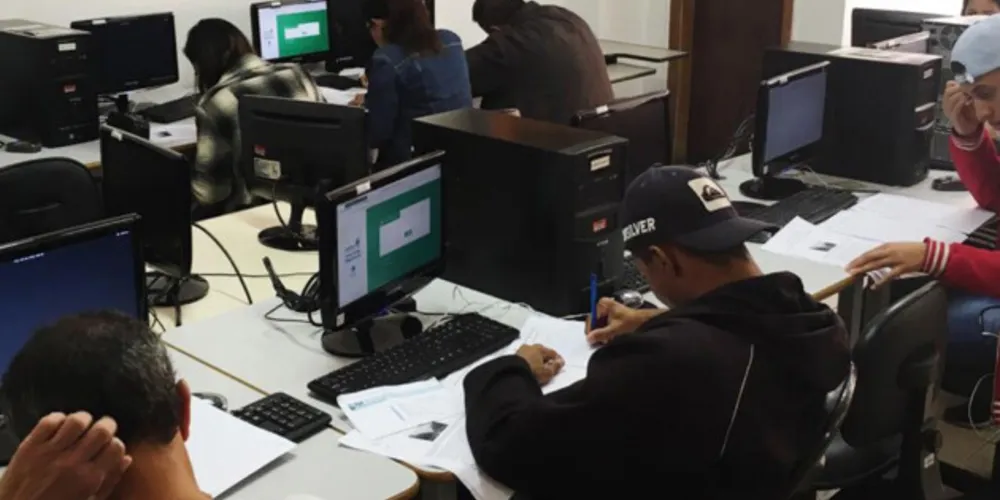 Educação orienta sobre como entrar na EJA no segundo semestre