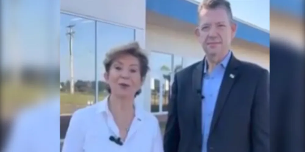 Elizabeth Schmidt (à esquerda) e Eduardo Bekin (à direita)