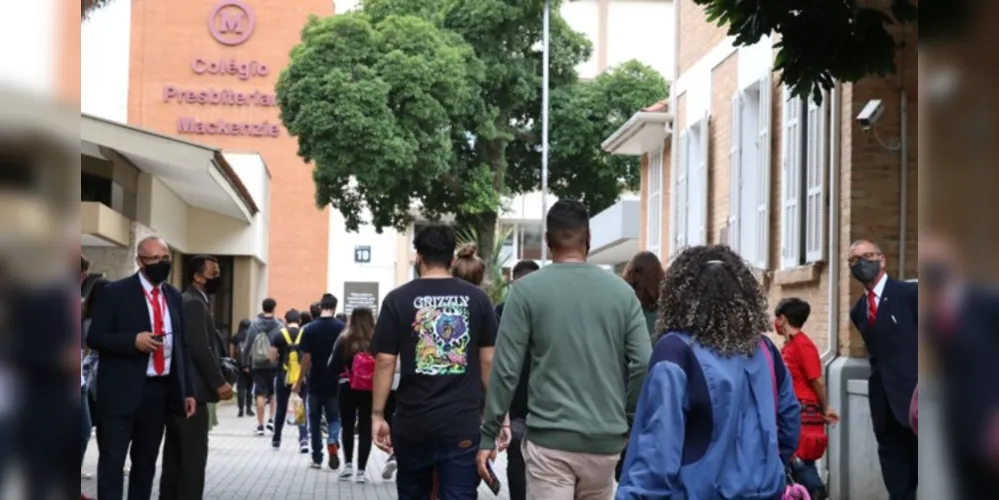 Prazo para os alunos comprovarem inscrição vai até 17 de agosto