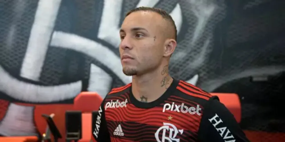 Everton Cebolinha (foto) marcou o terceiro gol do Flamengo na vitória desta quarta